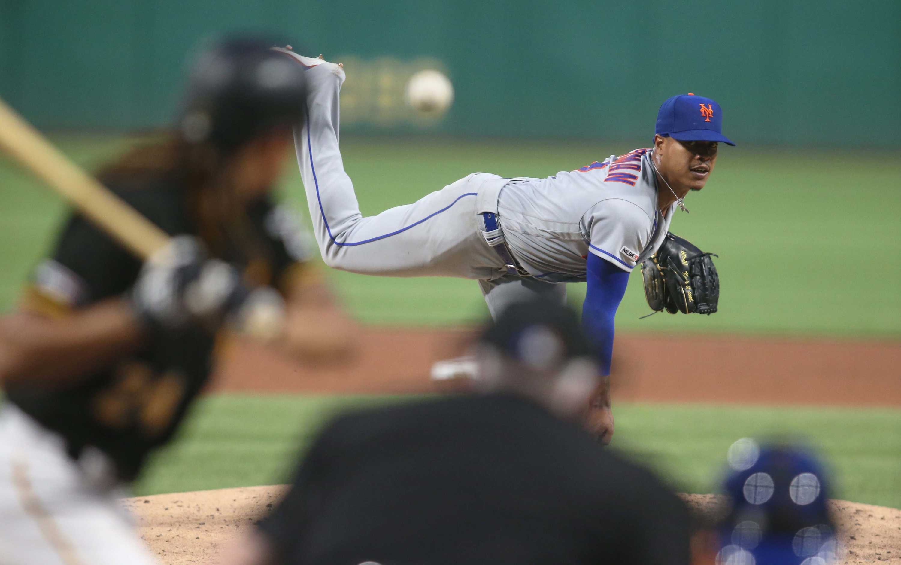 Blue Jays trade right-hander Marcus Stroman to Mets for two