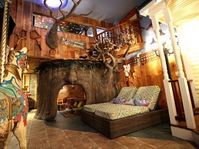 The Tree House room in Adventure Suites hotel, North Conway, N.H. (Photo courtesy of Adventure Suites)