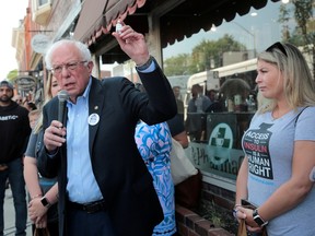 U.S. Sen. Bernie Sanders advocates for Type 1 diabetes during a rally at a Canadian pharmacy after purchasing lower cost insulin in Windsor, Ont., July 28, 2019. REUTERS/Rebecca Cook