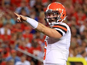 Browns quarterback Baker Mayfield calls a play during a preseason game against the Buccaneers at Raymond James Stadium in Tampa, Fla., on Aug. 23, 2019.