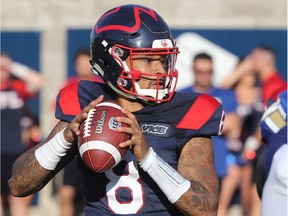 MONTREAL, QUE.: SEPTEMBER 21, 2019 -- Montreal Alouettes quarterback Vernon Adams Jr. looks for receiver during first half CFL action in Montreal on Saturday September 21, 2019. (Pierre Obendrauf / MONTREAL GAZETTE) ORG XMIT: 63176 - 9320