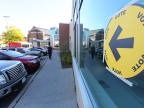 Advance Polls at Plant Recreation Centre in Ottawa, October 11, 2019.   Photo by Jean Levac/Postmedia News