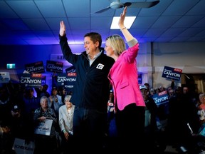 Leader of Canada's Conservatives Andrew Scheer and his wife Jill campaign for the upcoming election in Little Harbour, Nova Scotia October 17, 2019.  REUTERS/Carlos Osorio