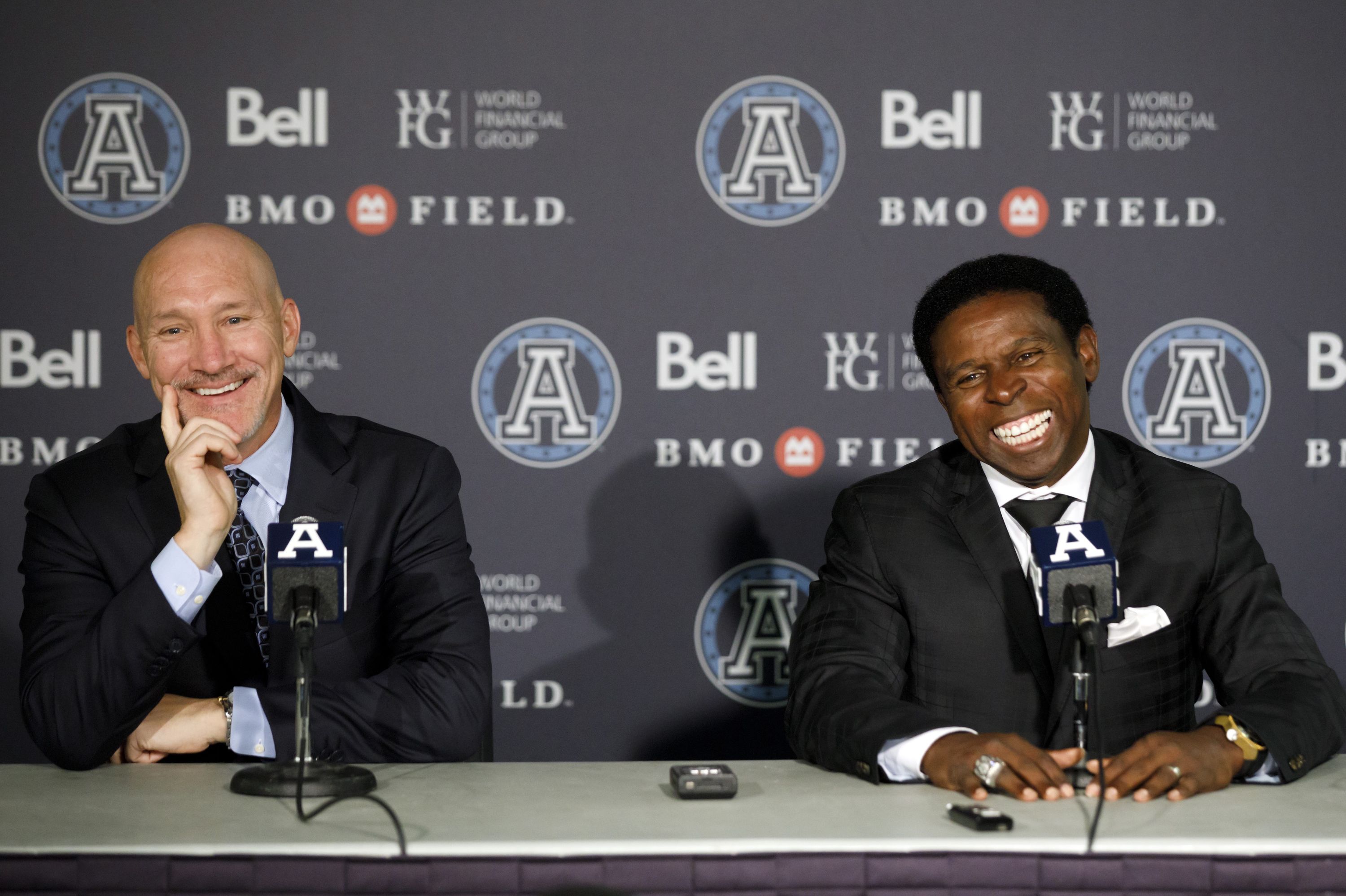 Manning puts his handprinted stamp on Argos by naming Pinball Clemons