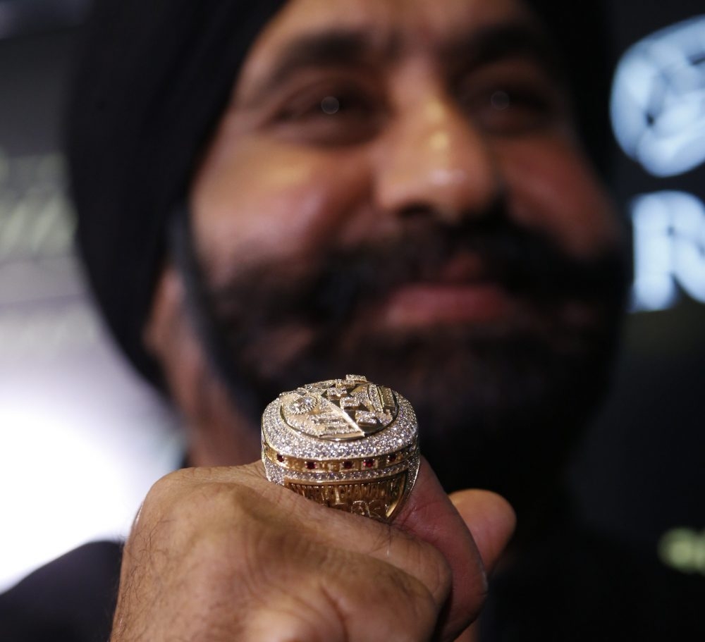 Raptors bling: The biggest NBA championship ring ever, Article