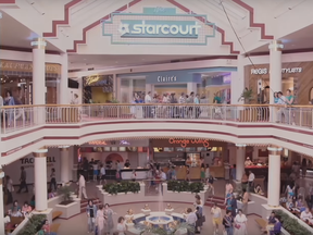 Stranger Things Starcourt Mall (Netflix)