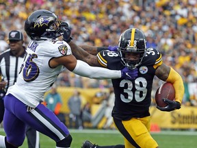 Steelers’ Jaylen Samuels (right) will get the start at running back against the Indianapolis Colts. Lead running back James Conners is out with an injury.  Getty Images