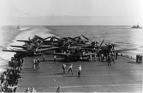 Flight deck of the aircraft carrier Yorktown. Luck was on the side of the Americans during Midway. US NAVY