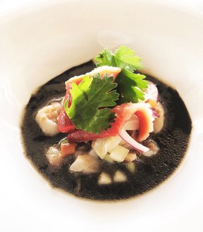 (Chocolate clam ceviche: a must-try for ceviche lovers)