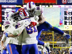 Bills clinch playoff berth with 17-10 win at Pittsburgh