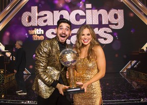 Alan Bersten and Hannah Brown. (Eric McCandless via Getty Images)