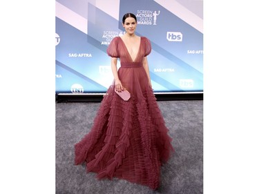 Emily Hampshire attends the 26th Annual Screen Actors Guild Awards at The Shrine Auditorium on January 19, 2020 in Los Angeles, California.