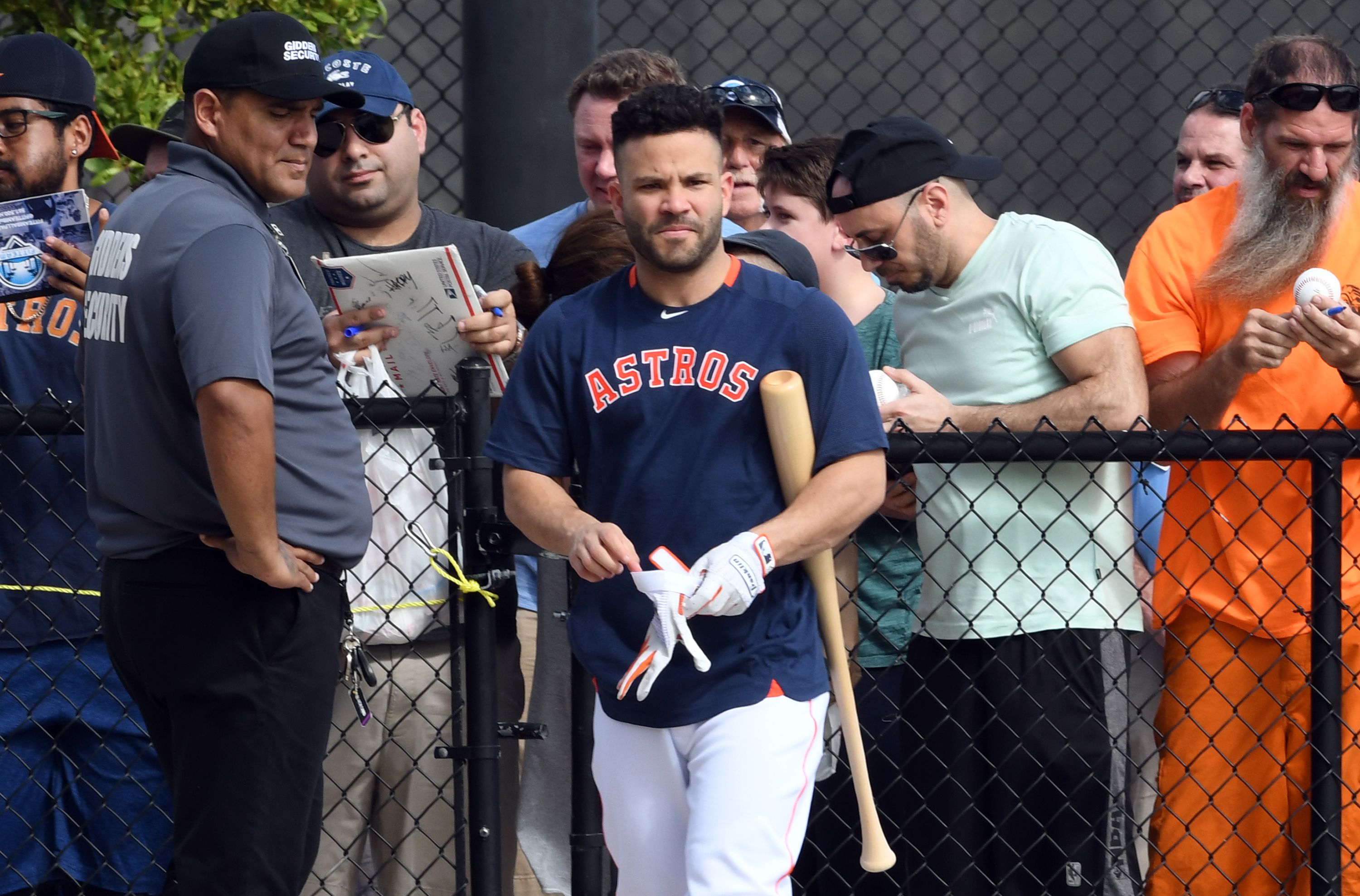 Jose Altuve, Astros 'not telling the truth,' says body-language