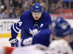 Toronto Maple Leafs forward Auston Matthews (34) waits for the puck to drop on a faceoff against Florida Panthers in the third period at Scotiabank Arena Feb 3, 2020;. Dan Hamilton-USA TODAY