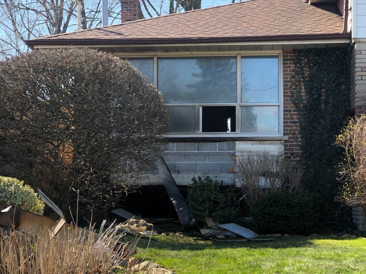 Elderly Woman Dies After Etobicoke House Fire Toronto Sun Elderly Woman Dies After Etobicoke House Fire Toronto Sun