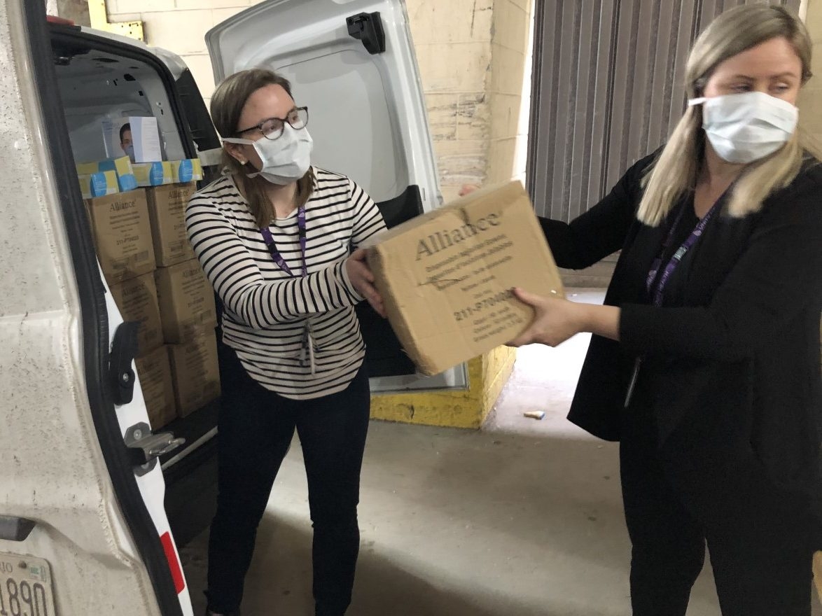Toronto Humane Society donates gowns, masks to St. Mike's hospital Toronto Sun