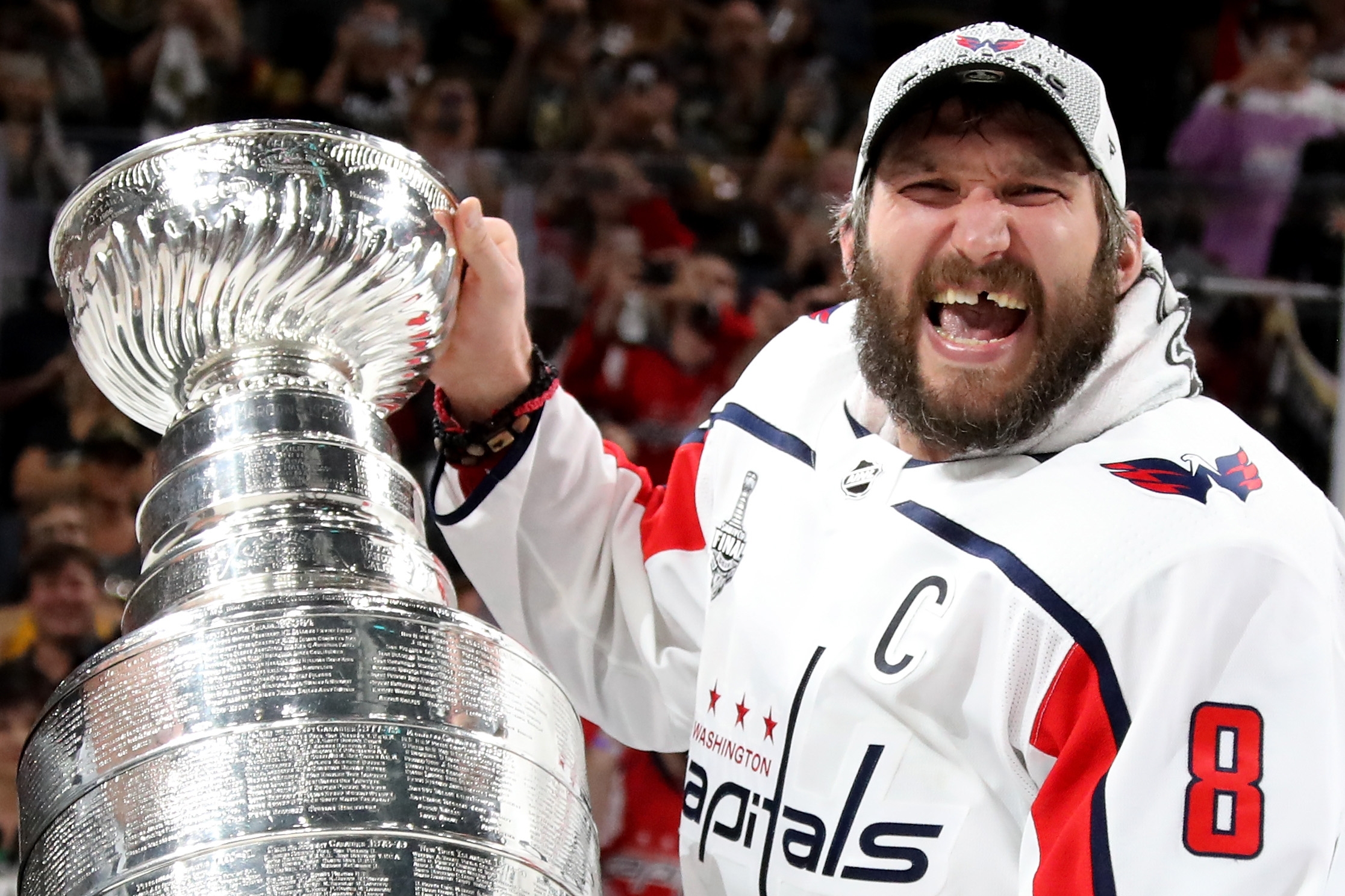 LA Kings beat Devils 6-1, claim 1st Stanley Cup