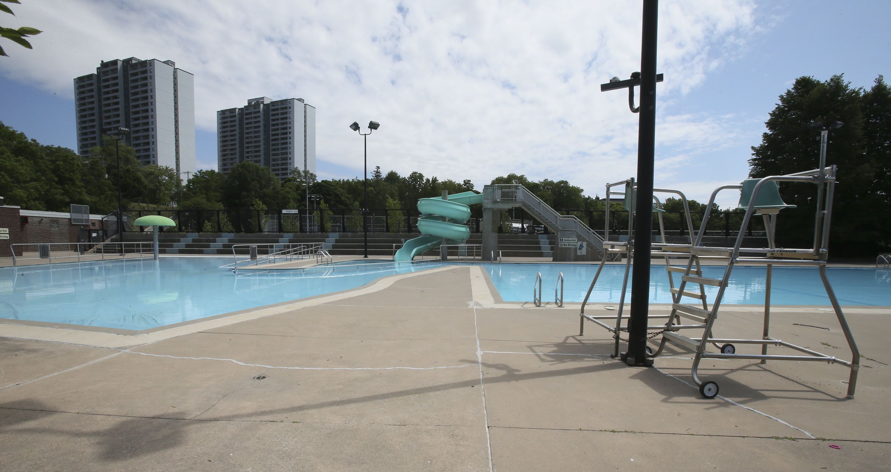 City Outdoor Swimming Pools Open This Weekend Toronto Sun   Riverdale 