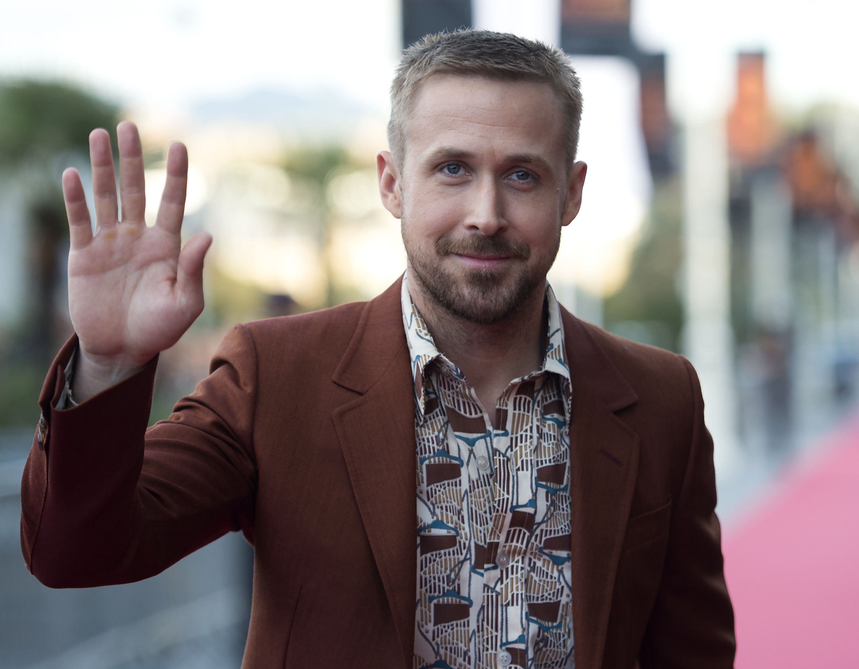 The Gray Man': Ryan Gosling, Chris Evans, Russo Brothers Team Up