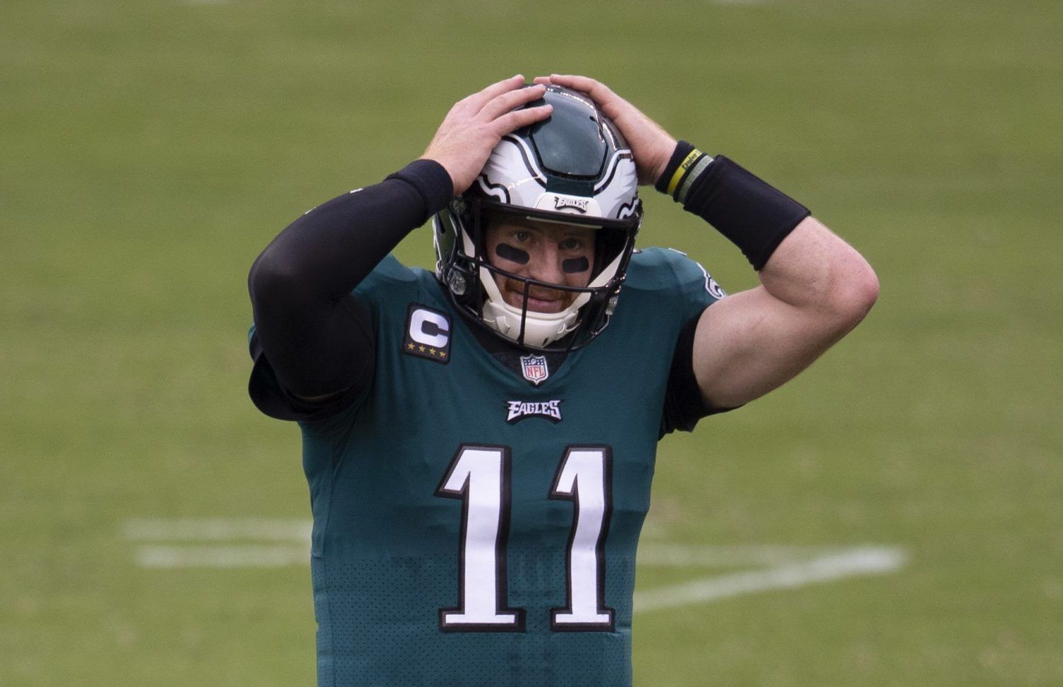 Eagles stuck with benched Carson Wentz's massive contract