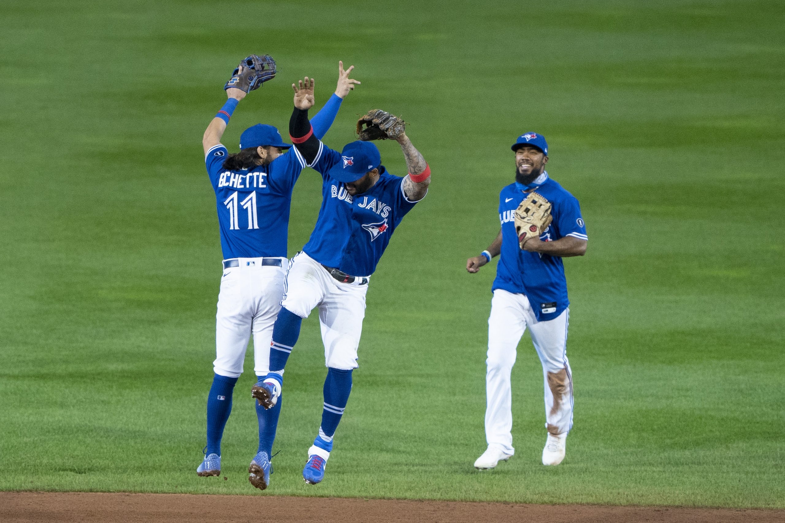 Blue Jays in a giving mood with post-season shares — Canadian