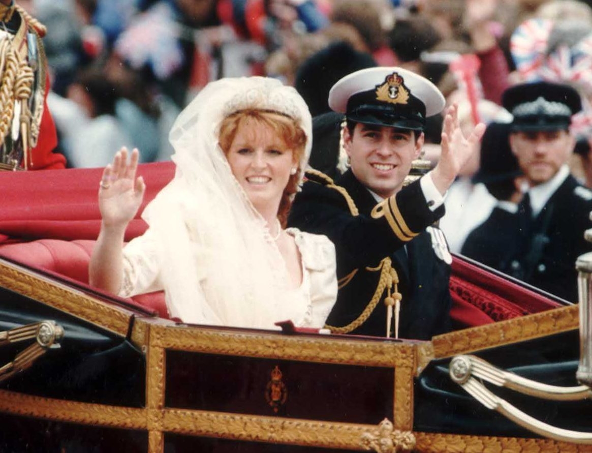 Book Claims Prince Andrew Is A Sex Addict Obsessed With Redheads Toronto Sun 