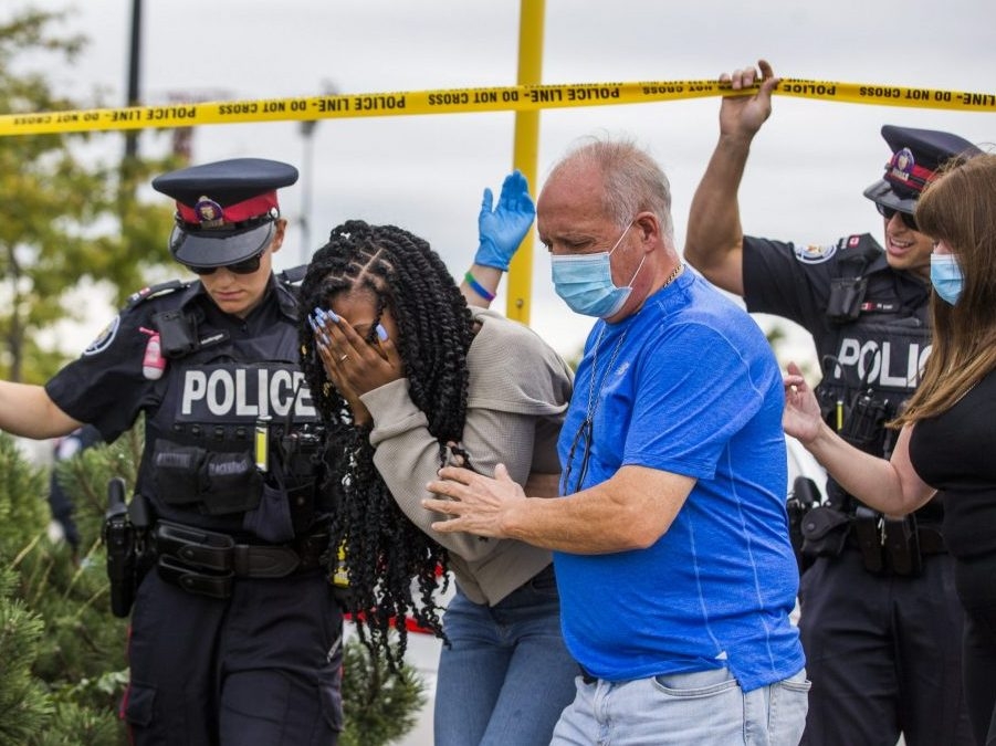 Man Gunned Down In West End Toronto Walmart Parking Lot Idd Toronto Sun 5683