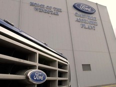 The Ford Oakville assembly plant photographed in Oakville Ont. Tuesday January 8, 2002.