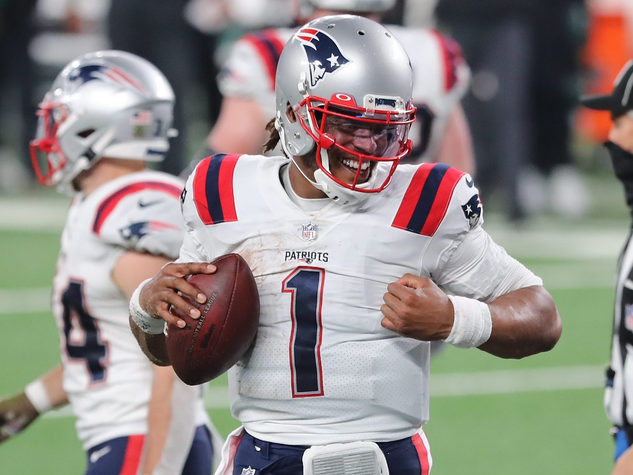 The Recorder - Jimmy Garoppolo, San Francisco 49ers hope to add to New  England Patriots' recent woes