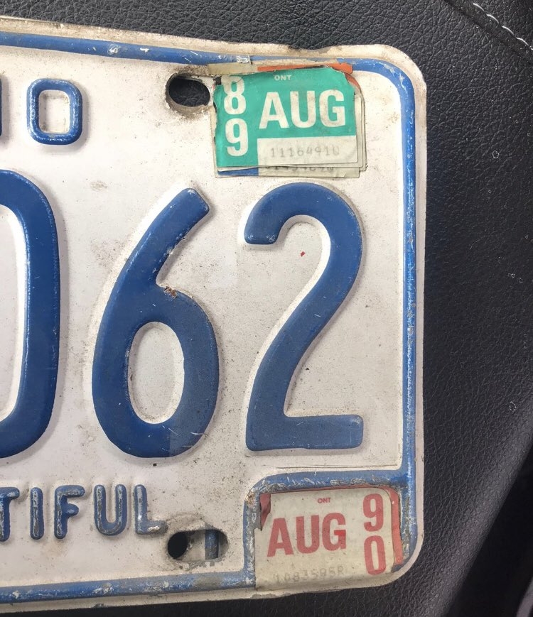 Toronto traffic stop nets decades-old expired plates | Toronto Sun