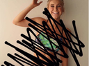 Sophie Grey verabschiedet sich von Bikini-Bildern auf ihrem Instagram.