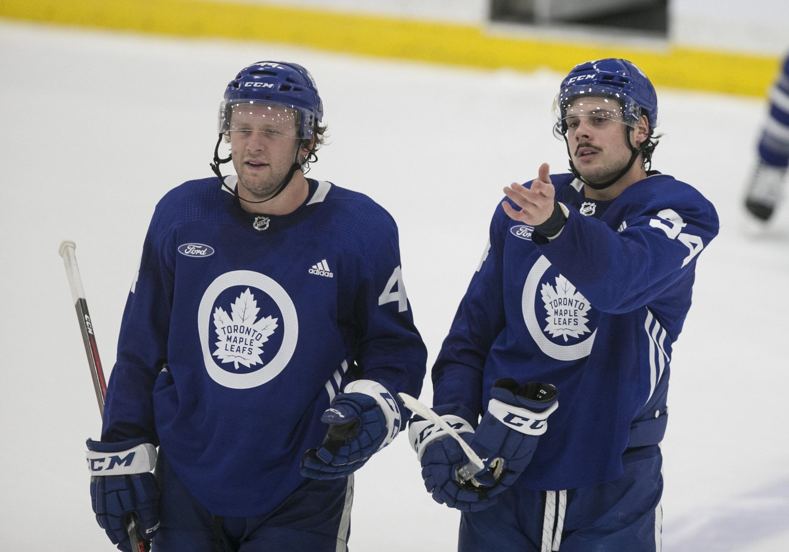 Cody Ceci, Alex Kerfoot sign contract extensions with Toronto Maple Leafs