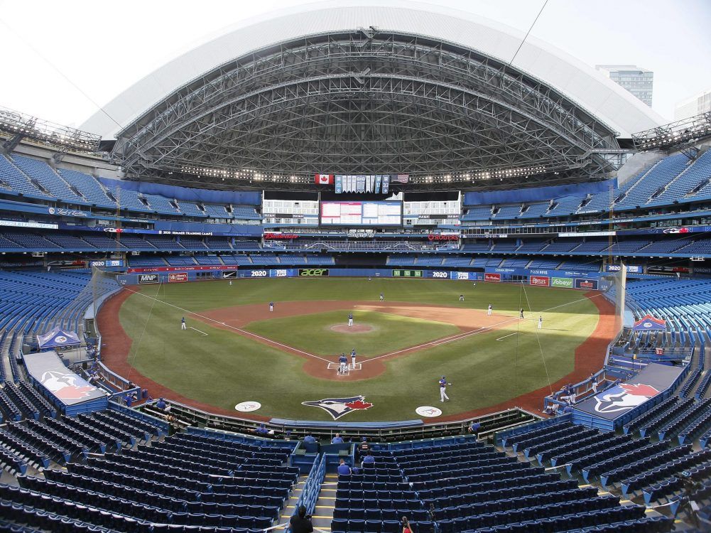 SkyDome roof opening (Rogers Centre, Toronto) - Timelapse 