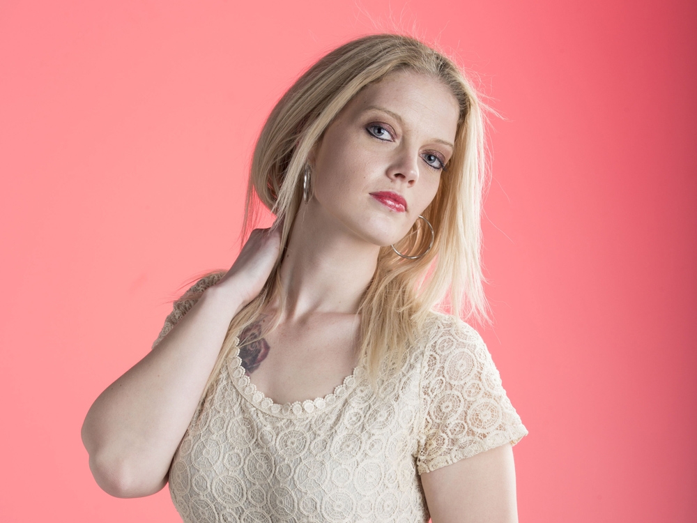 SUNshine Girl Hillary Toronto Sun