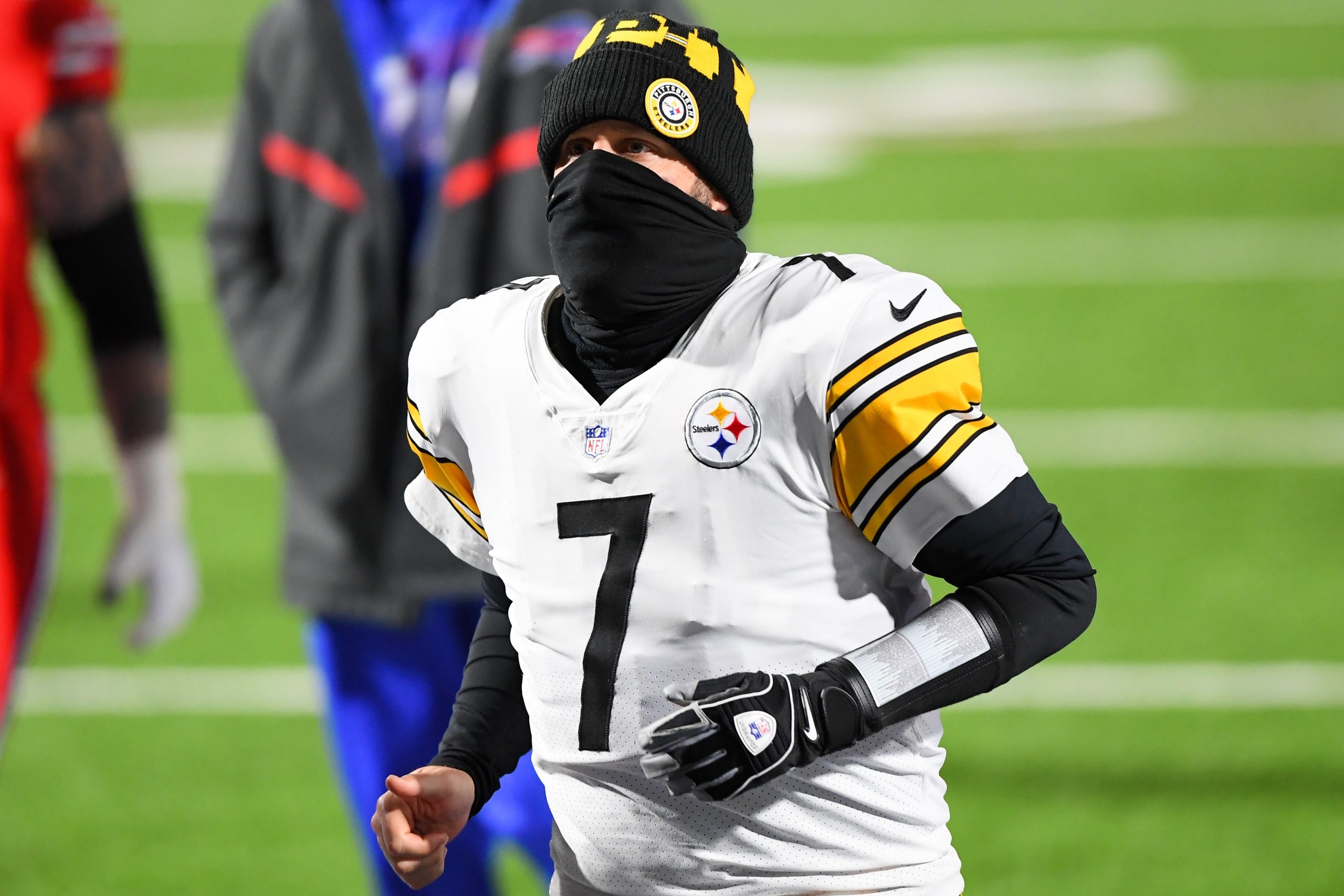 Steelers face harsh QB reality after Ben Roethlisberger