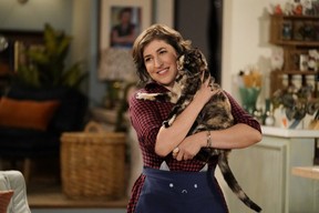 Kat struggles against society and her mother to prove that she can still live a happy and fulfilling life despite still being single at 39.