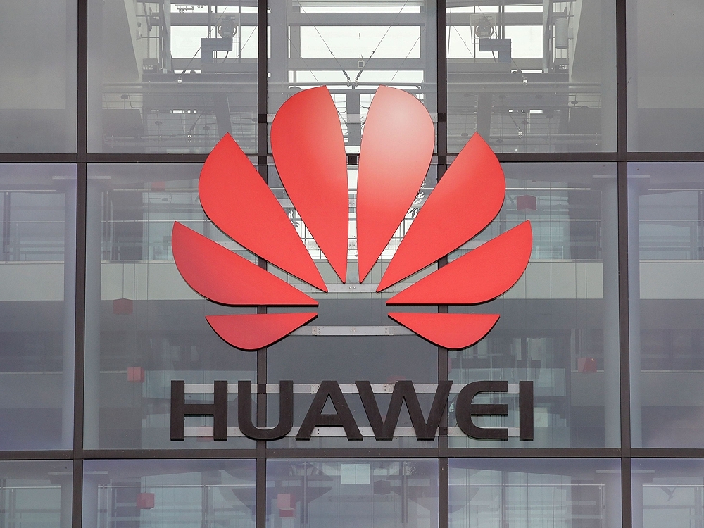 Huawei launches Harmony operating system for phones, eyes 'Internet-of ...