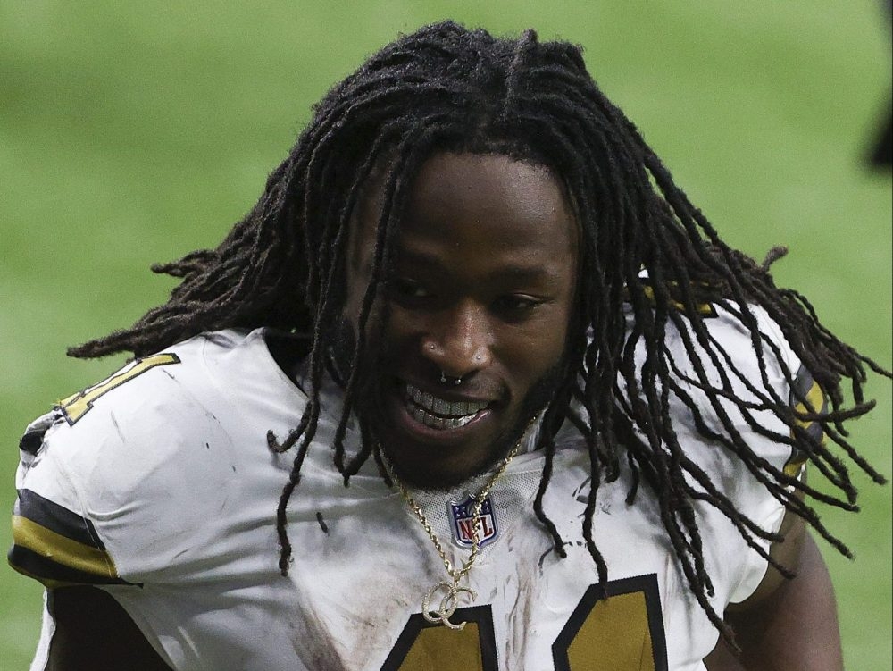 Report: Saints RB Alvin Kamara refused to wear contact-tracing device