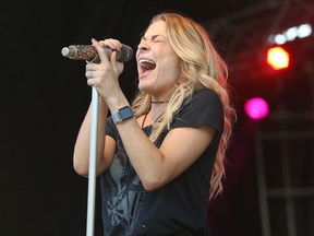 American country artist LeAnn Rimes sings