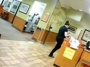 Denny's employee quits after a customer refuses to wear a mask.