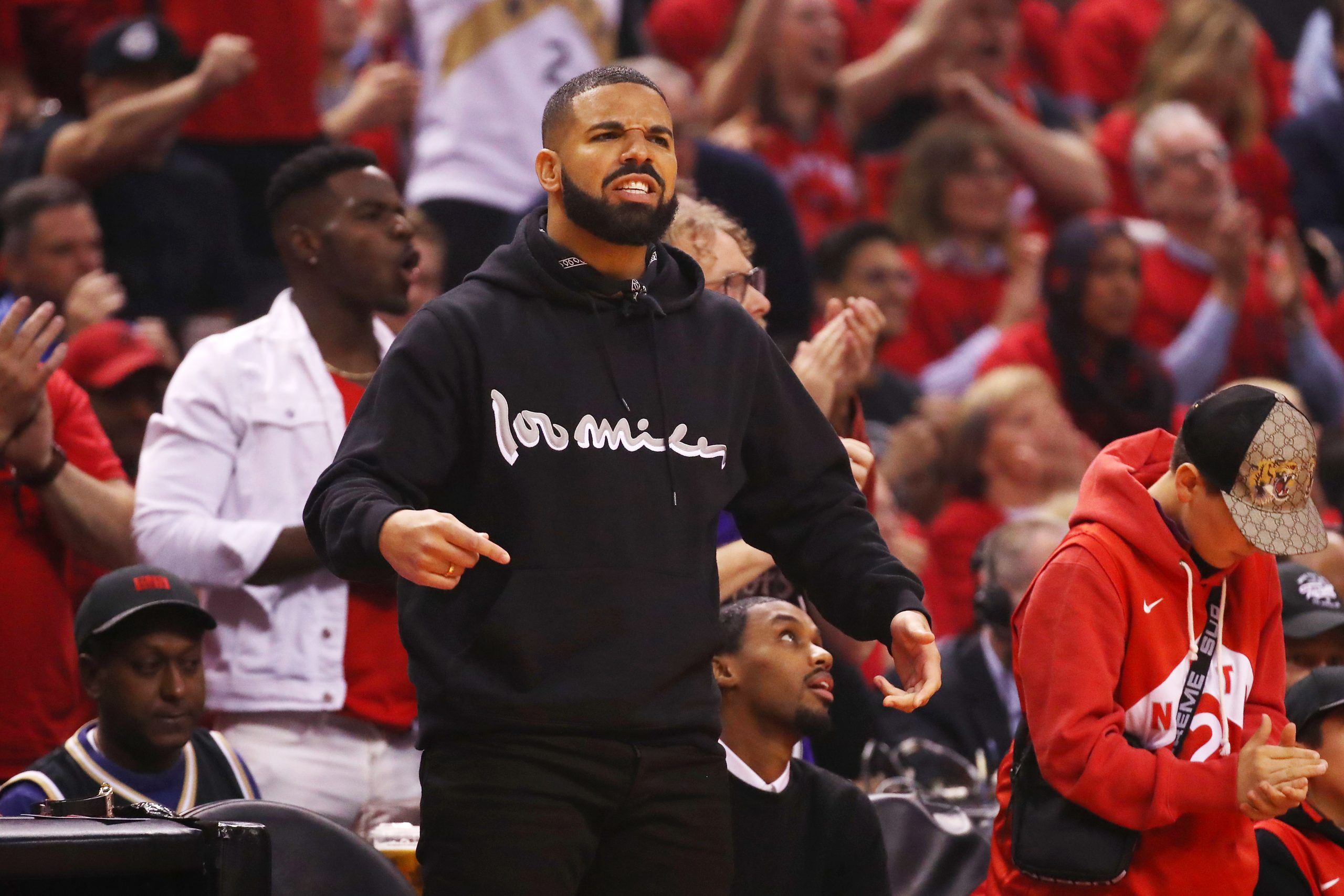 Drake hoodie game on sale 2