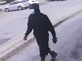 Investigators need help identifying this man, who is a suspect in a shooting that occurred in Pickering on Sept. 25, 2020.