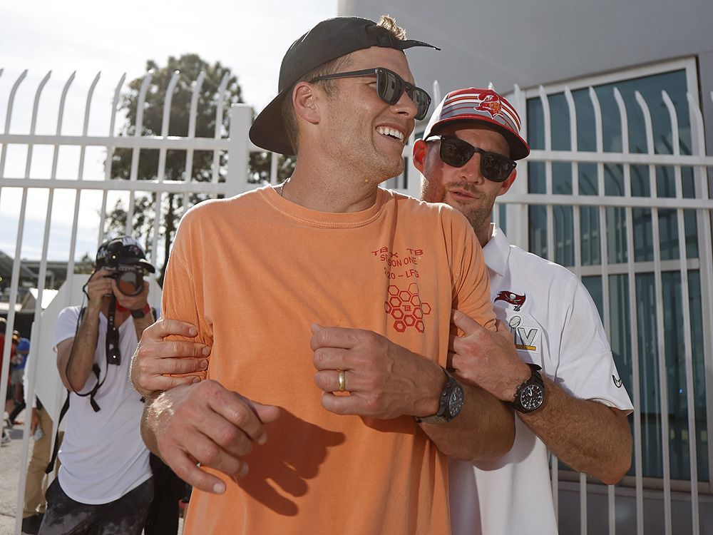 Tom Brady Drives His Own Boat During Bucs' Championship Parade