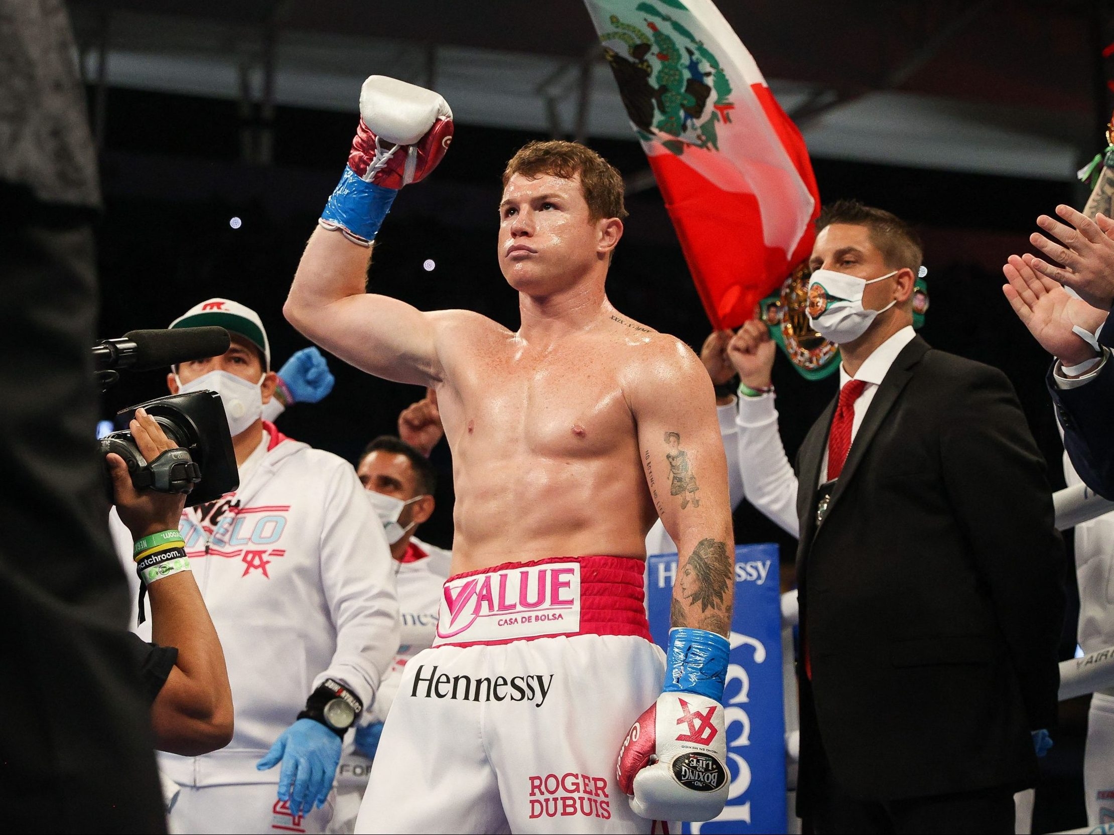 Canelo Alvarez wins by TKO after foe throws in towel | Toronto Sun