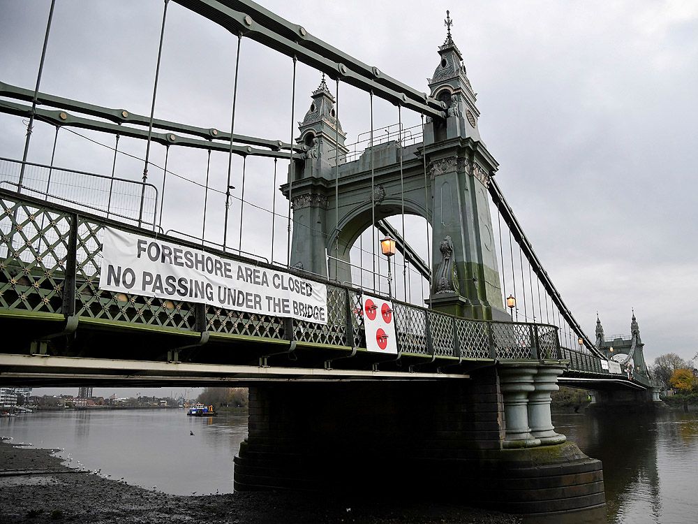 London to get new ferry while bridge at risk of collapse is closed