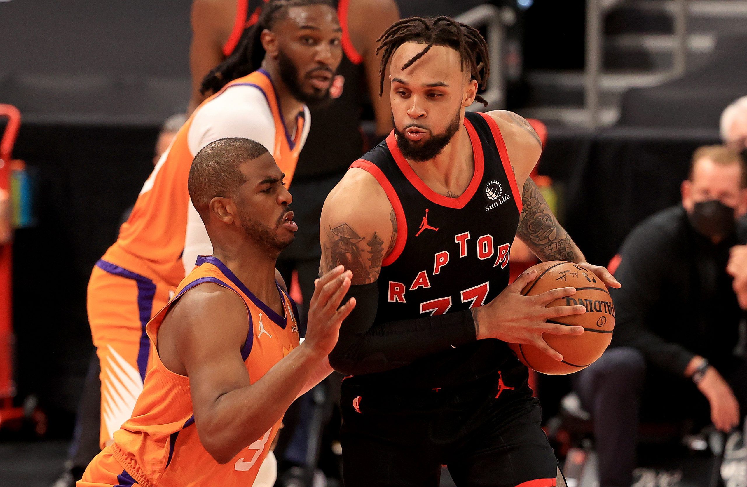 Raptors rally but come up short against blazing Suns as two newcomers debut  | Toronto Sun