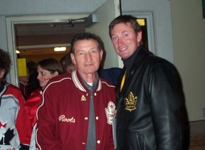 Walter Gretzky with his son Wayne at the 2002 Olympics in Salt Lake City, Utah.