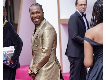 LOS ANGELES, CALIFORNIA – APRIL 25: Leslie Odom Jr. attends the 93rd Annual Academy Awards at Union Station on April 25, 2021 in Los Angeles, California.