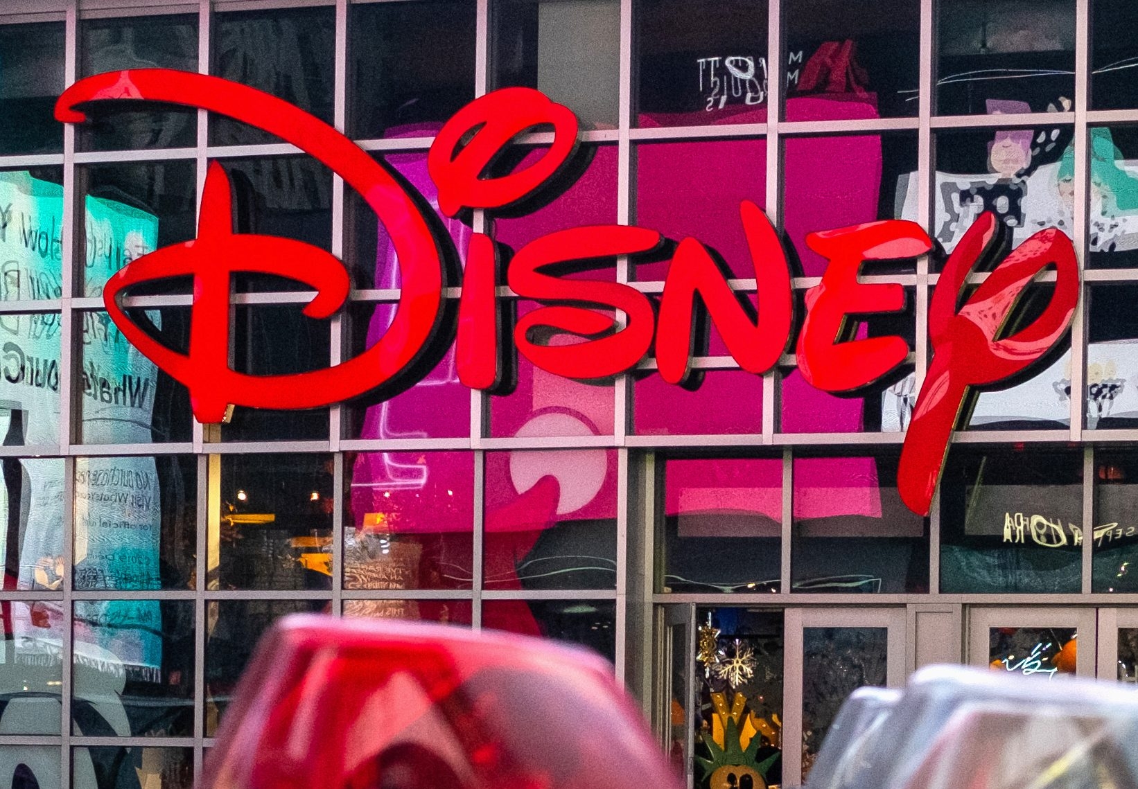 disney-closing-all-of-its-stores-in-canada-report-vancouver-sun