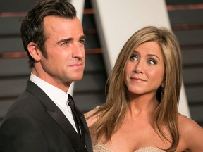 Justin Theroux and Jennifer Aniston attend the 2015 Vanity Fair Oscar Party at Wallis Annenberg Center for the Performing Arts in Beverly Hills, Calif., Feb. 22, 2015.